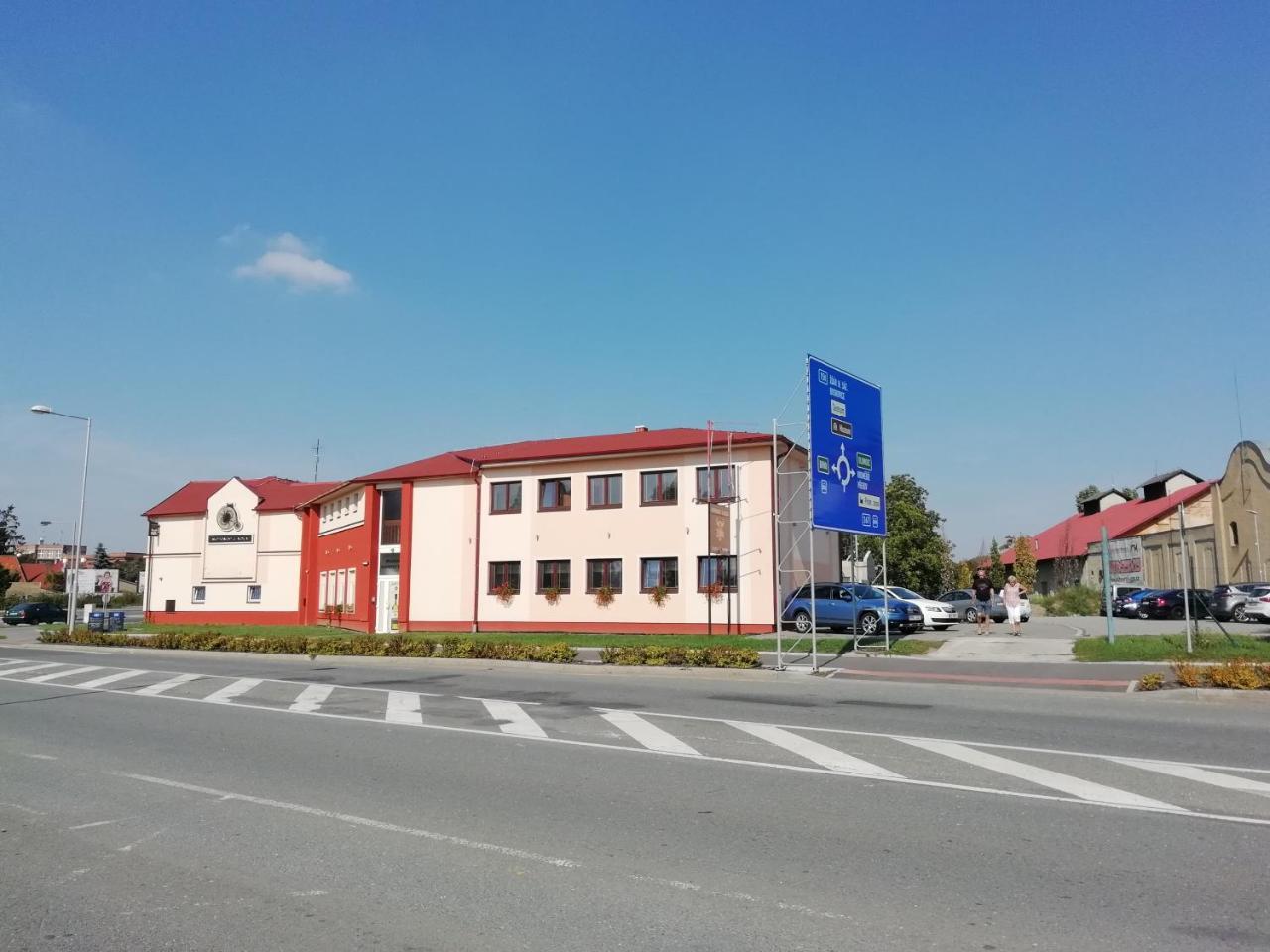 Motorest U Kola Prostějov Eksteriør billede